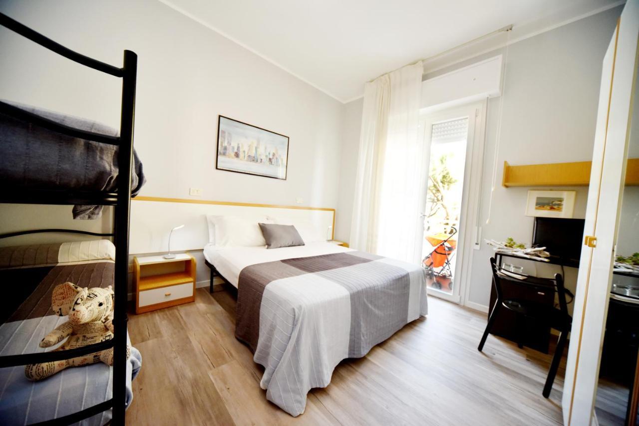 Hotel Mirabella Riccione Zewnętrze zdjęcie