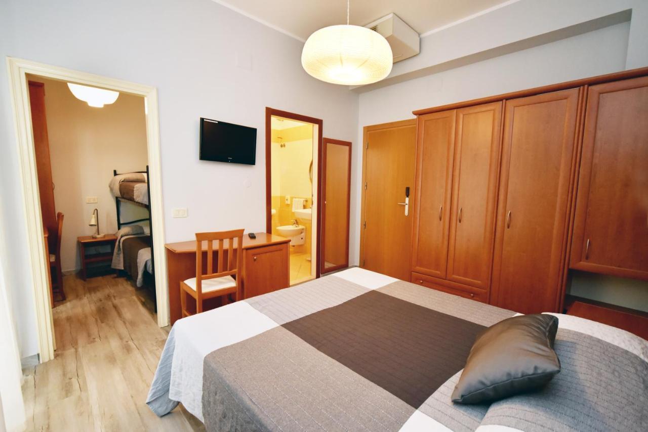 Hotel Mirabella Riccione Zewnętrze zdjęcie