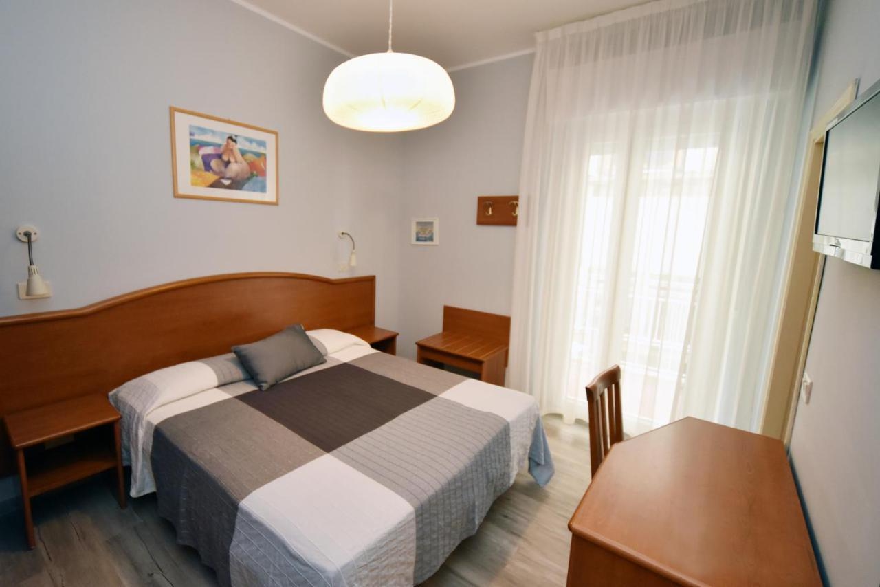 Hotel Mirabella Riccione Zewnętrze zdjęcie