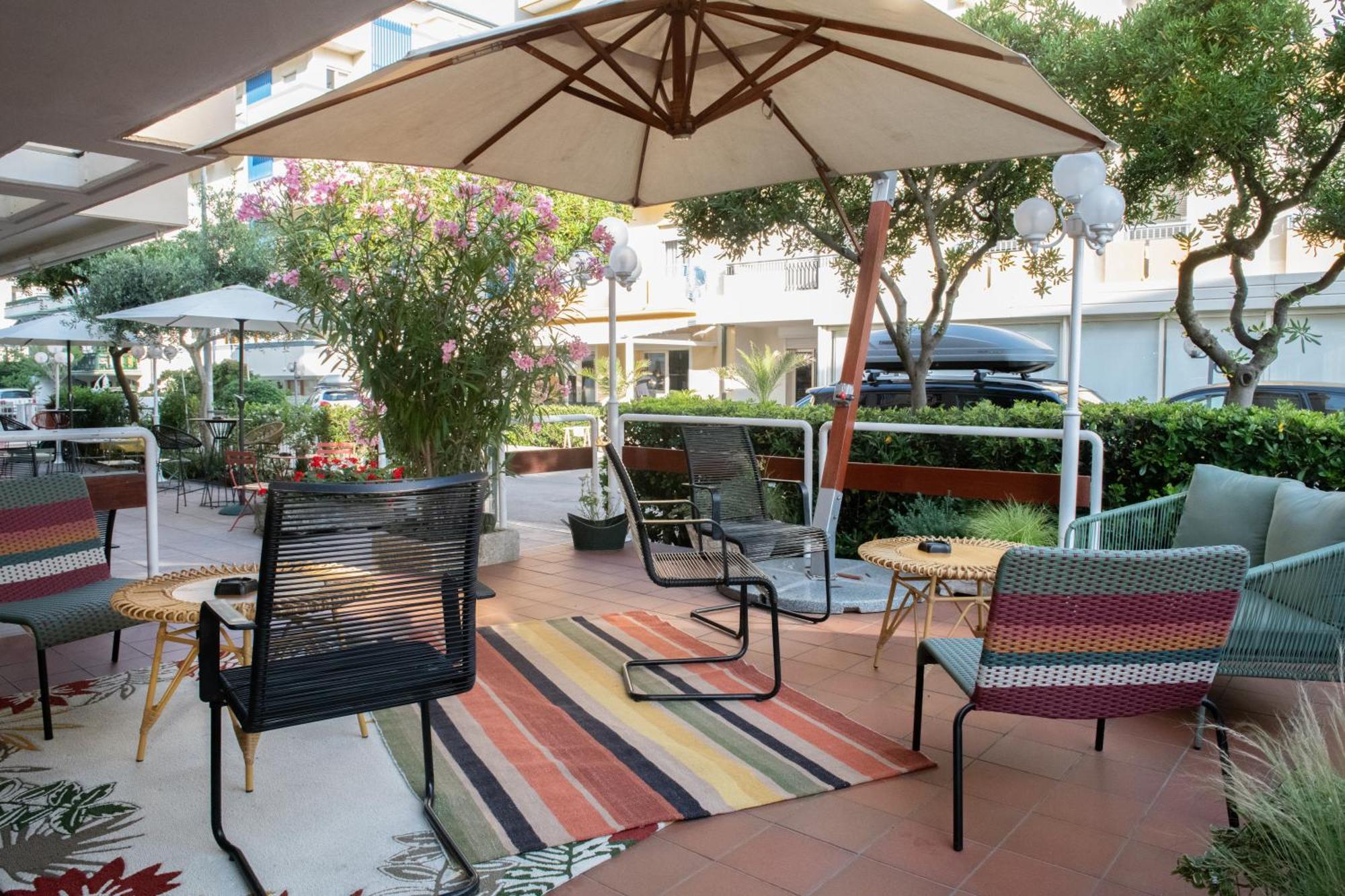 Hotel Mirabella Riccione Zewnętrze zdjęcie