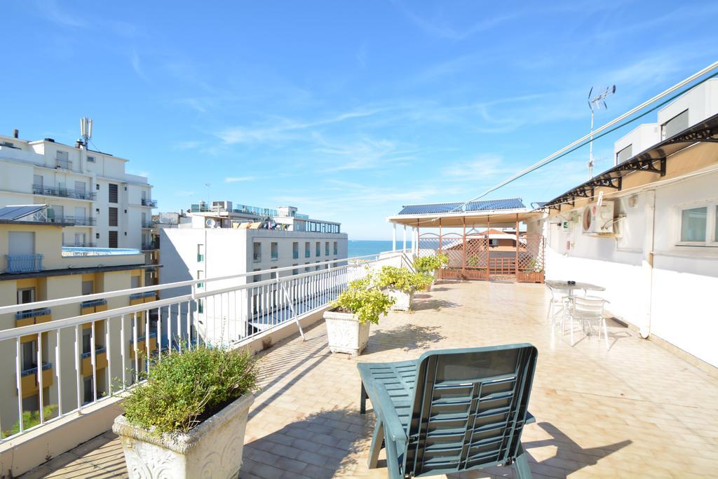 Hotel Mirabella Riccione Zewnętrze zdjęcie