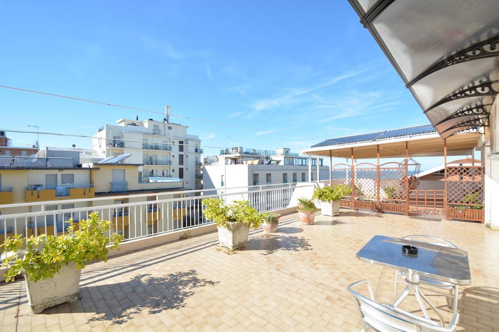 Hotel Mirabella Riccione Zewnętrze zdjęcie