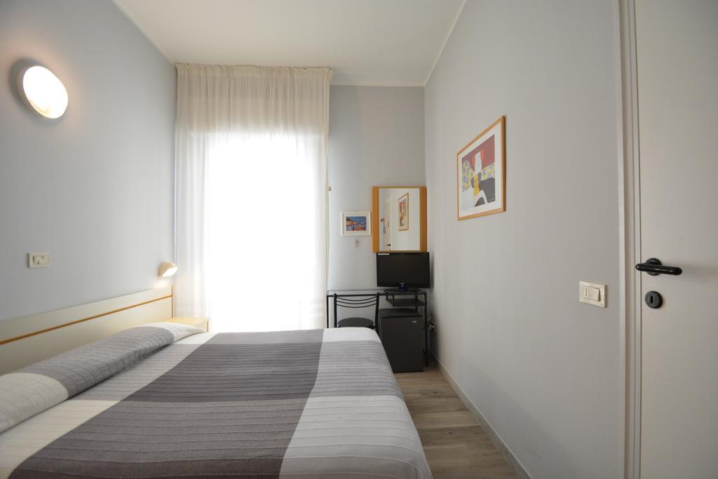 Hotel Mirabella Riccione Zewnętrze zdjęcie